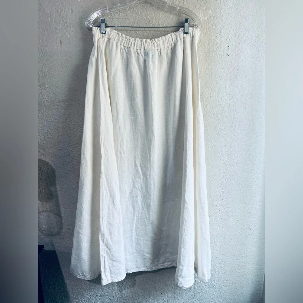 Nannette Keller 100% Linen skirt size 1X Bohemain , wester , beach day etc